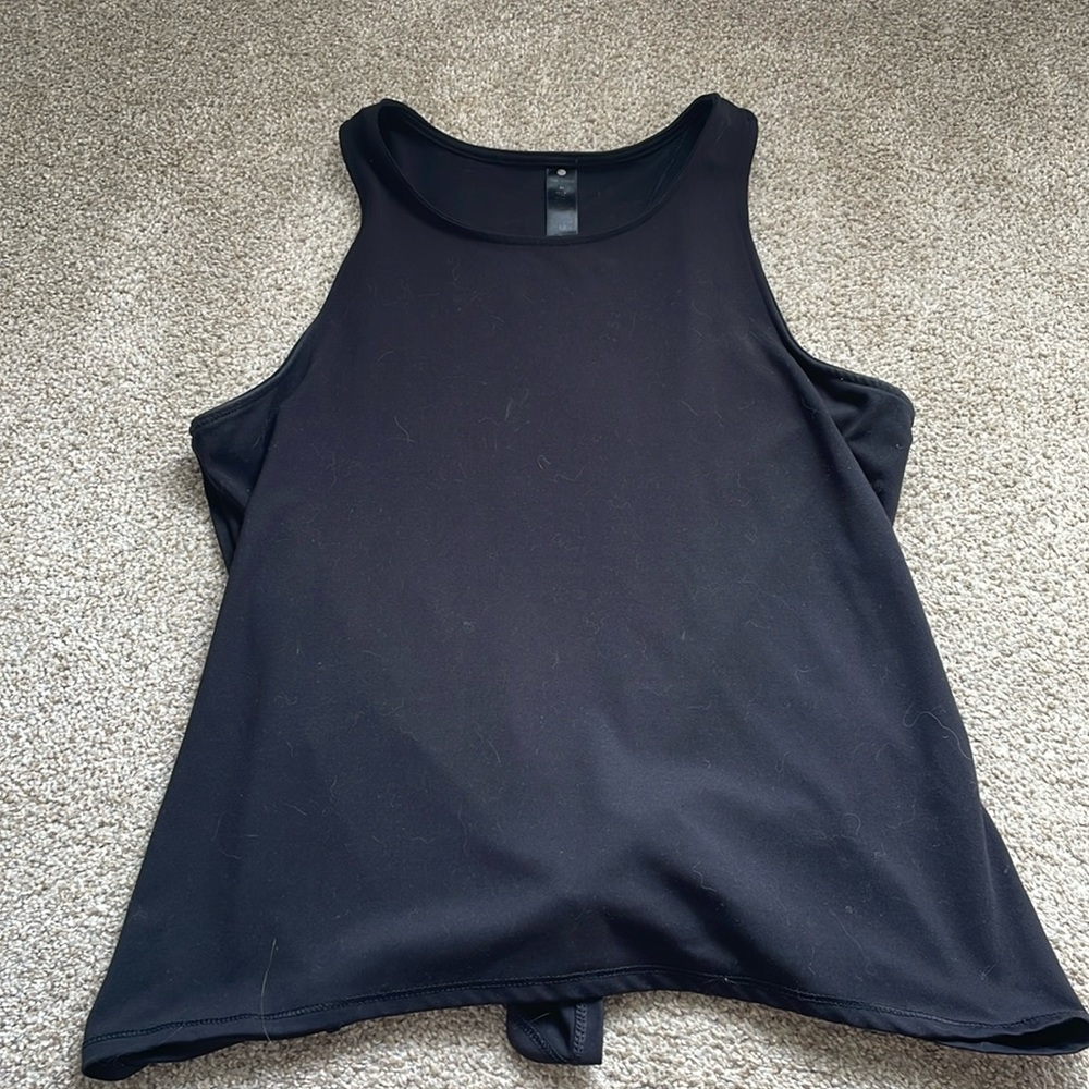 Yogalicious black tank top